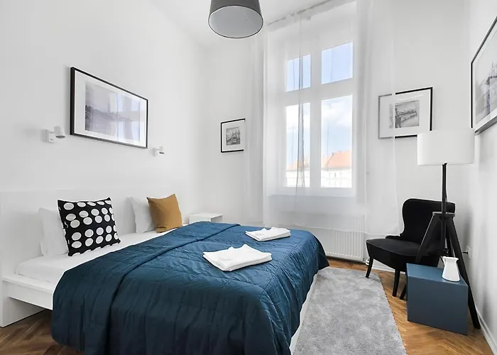Apartament Bpr Cosmos Design With A/c Budapesta